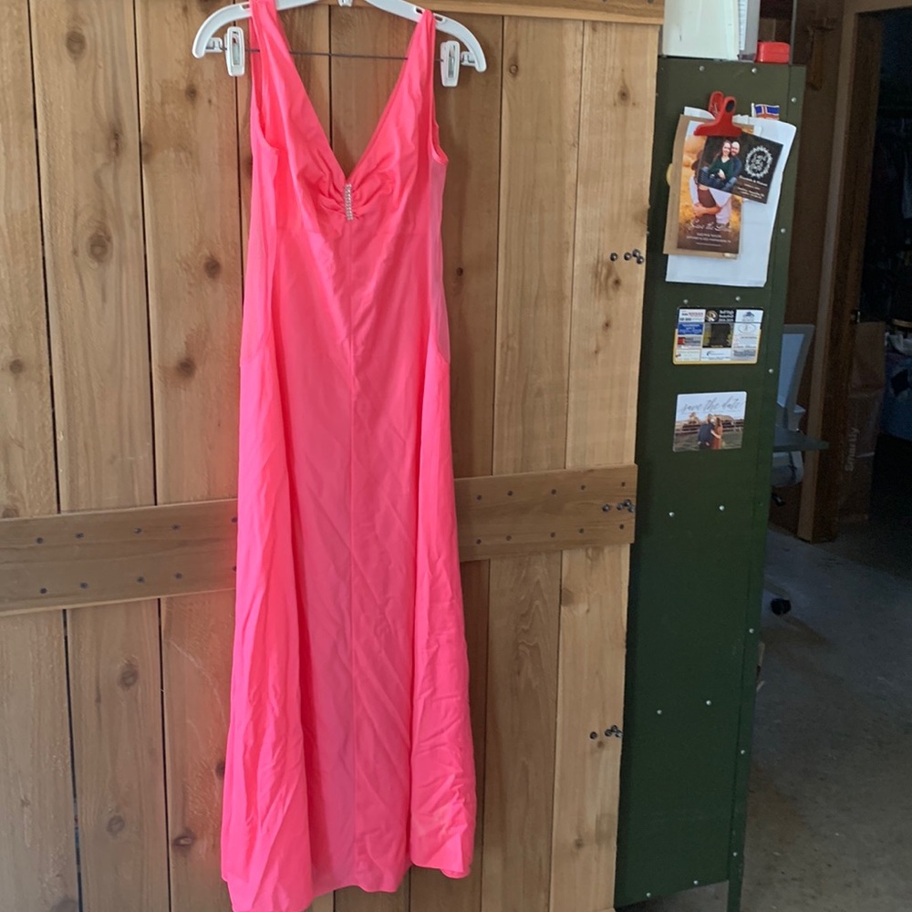 Woman’s Long Sleeping Gown By Deena Size Small